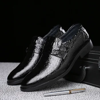 Модные мужские лоферы без застежки, классическая повседневная обувь в британском стиле, индивидуальность, Классические кожаные удобные туфли-лодочки