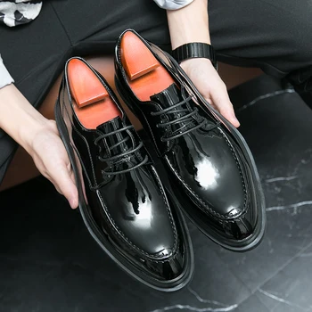 Роскошная мужская модная деловая обувь из лакированной кожи, глянцевые модельные туфли, вечерние туфли-оксфорды, карьерная Черная повседневная обувь, Плюс размер 46